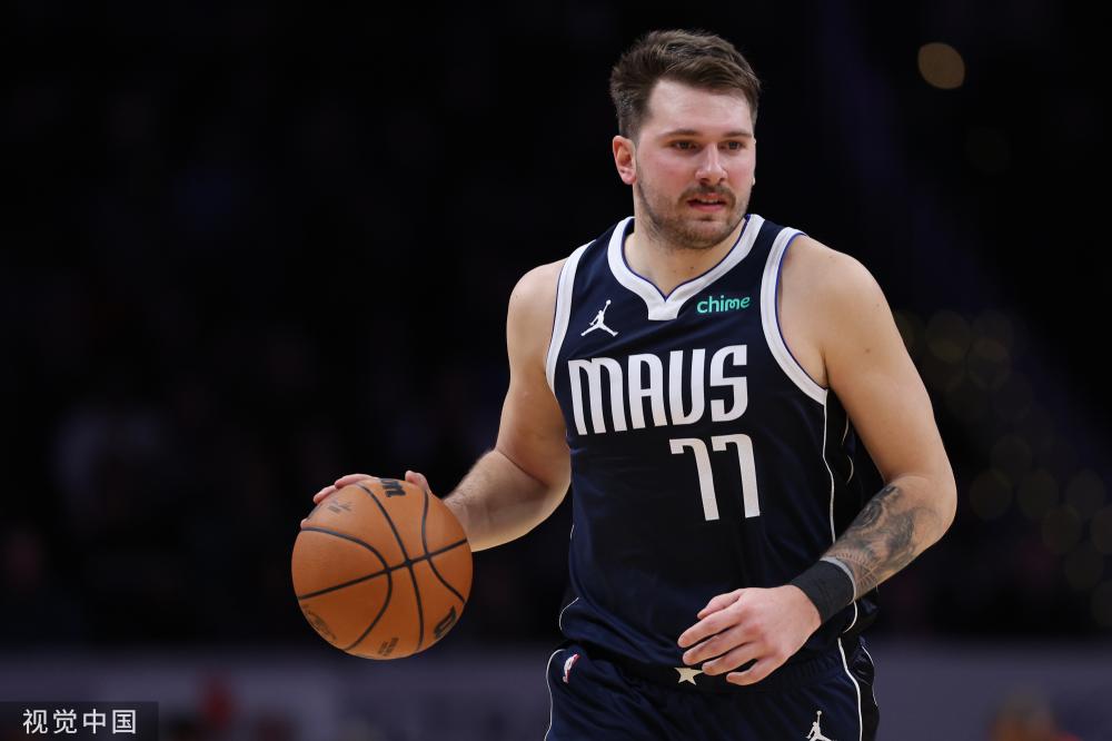 她既追求难 她既追求难